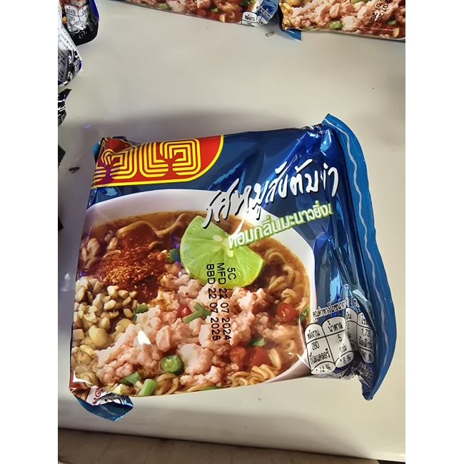 mì wai wai thịt băm thai